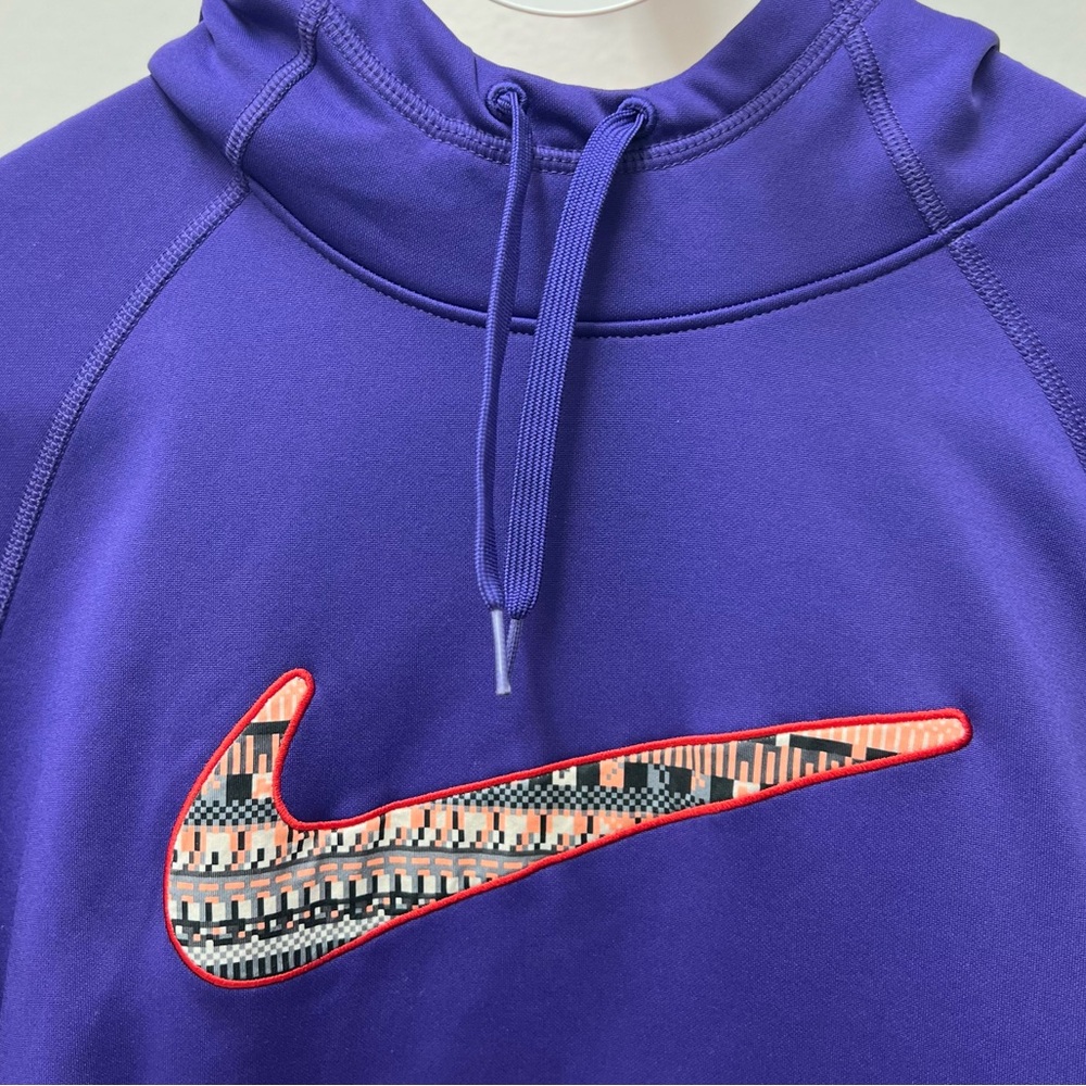 Nike All-Time Print Swoosh Purple Women’s Therma-fit Hoodie - Picture 2 of 7